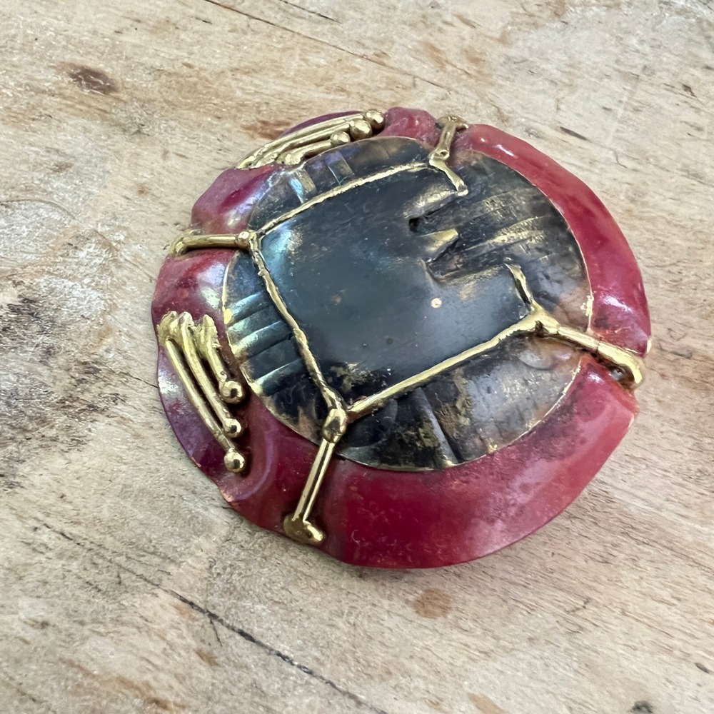 Red 2" Brutalist Brooch OS Women Abstract Resin Gold Overlay Red Black Vintage